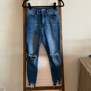 DL1961 classic dark wash distressed skinny jeans